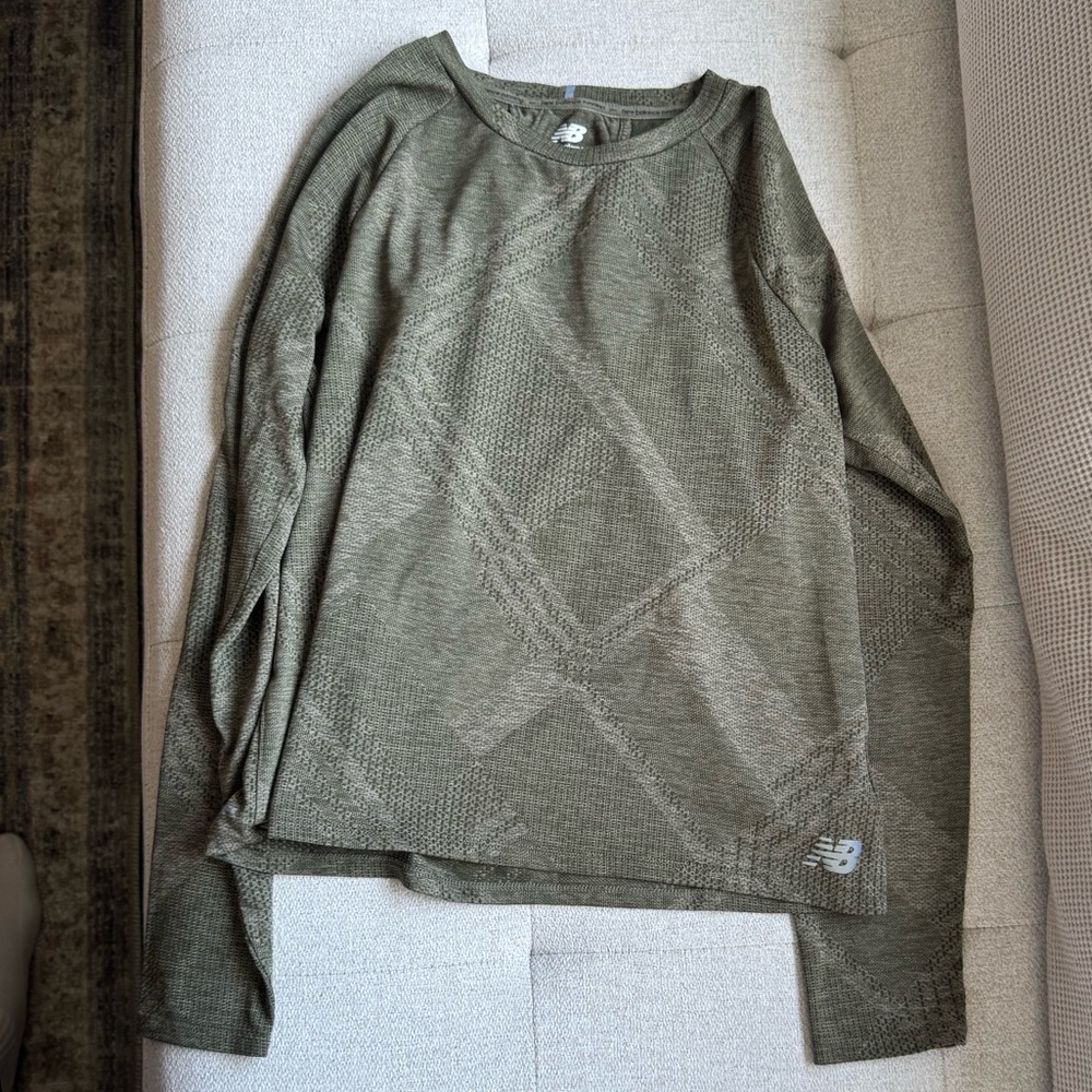 New Balance Breathable Long Sleeve